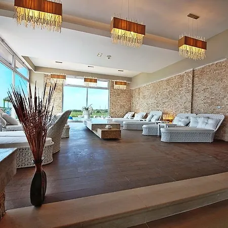 Maxima Paradise اوزديره