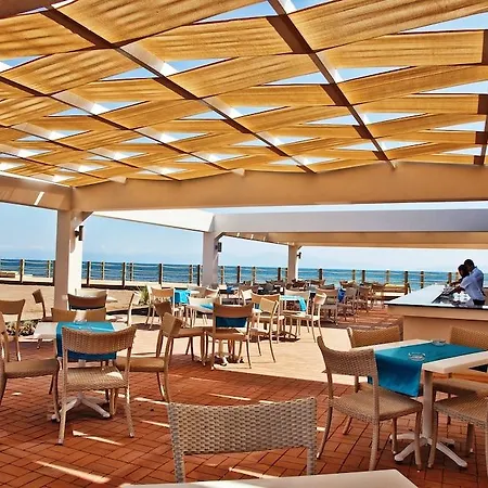 리조트 Maxima Paradise 3*