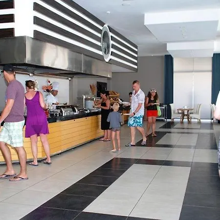 Maxima Paradise Üdülőközpont