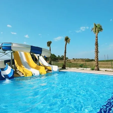 Maxima Paradise Station touristique